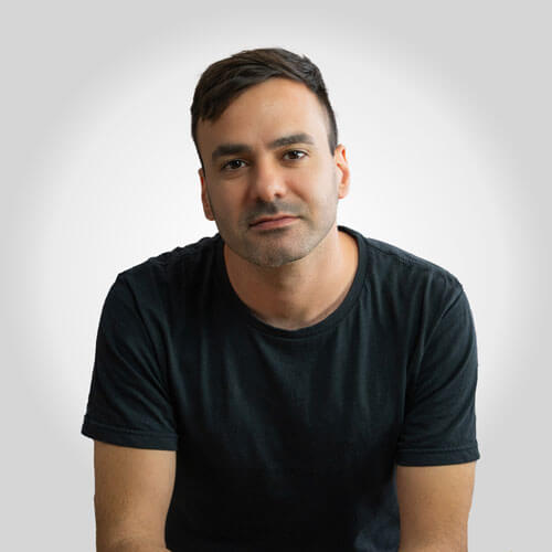 Özay Tekins, Mediengestalter & Visual Content Creator